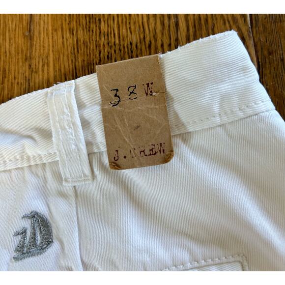 New! J. Crew Embroidered Broken In Chino Shorts Cream Gray Sailboat Sz 38 - Picture 9 of 10